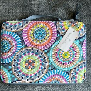 Vera Bradley Sunny Medallion Tablet Organizer- NWT